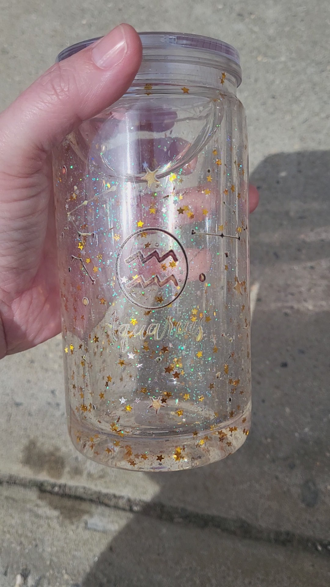 Aquarius Zodiac 16 oz glitter tumbler