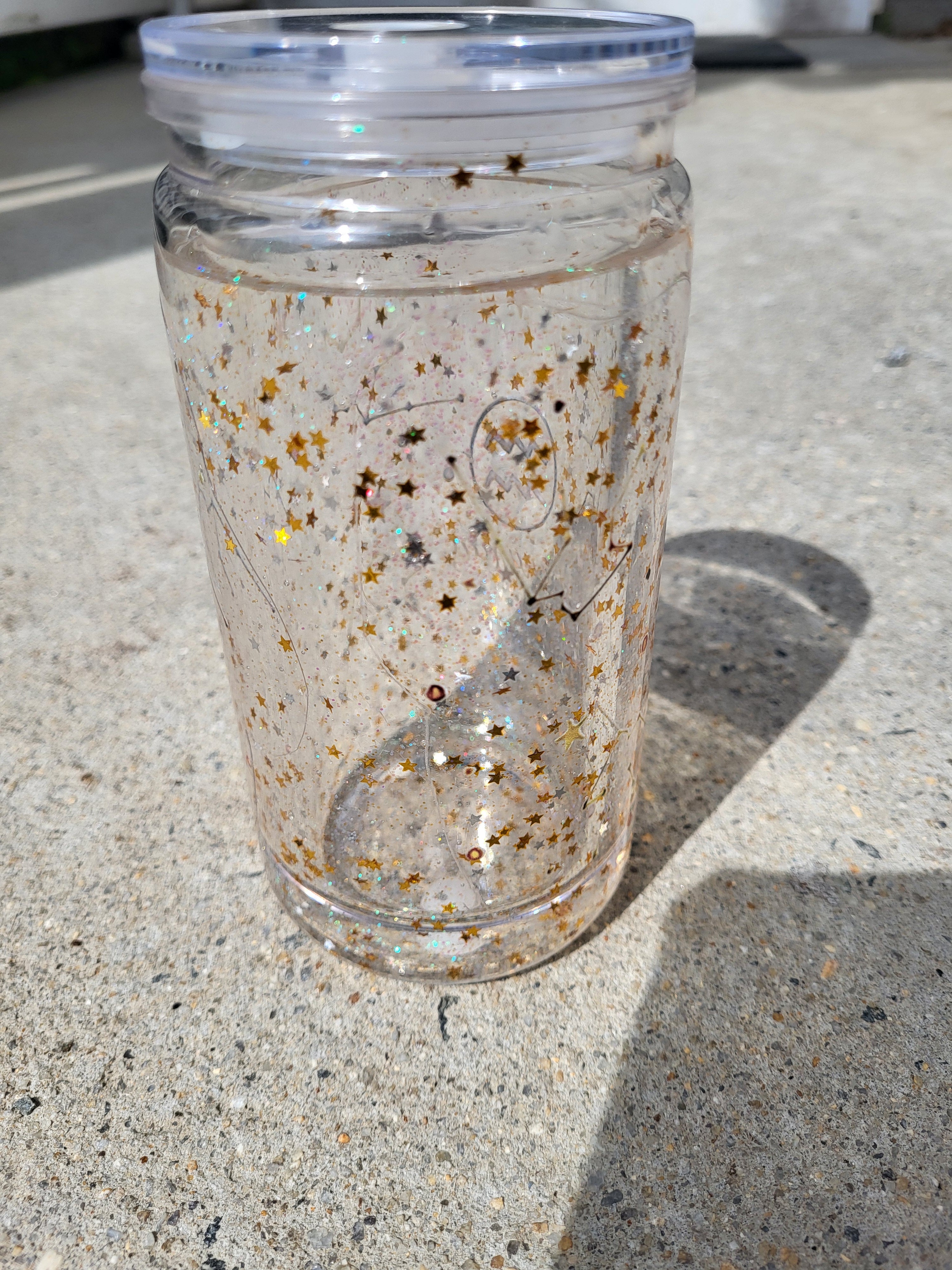 Aquarius Zodiac 16 oz glitter tumbler